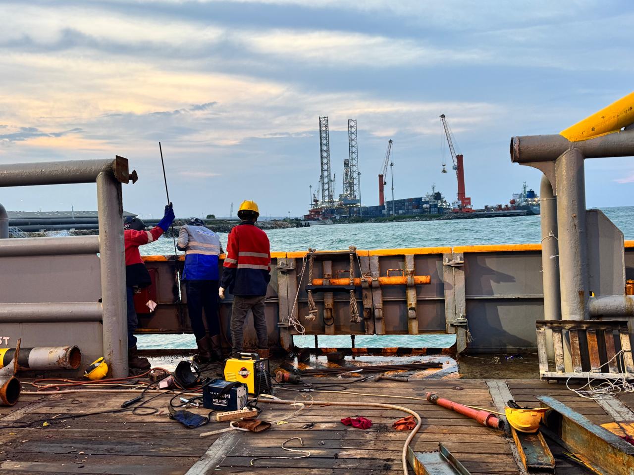 Seafastening at LOGINDO STURDY 