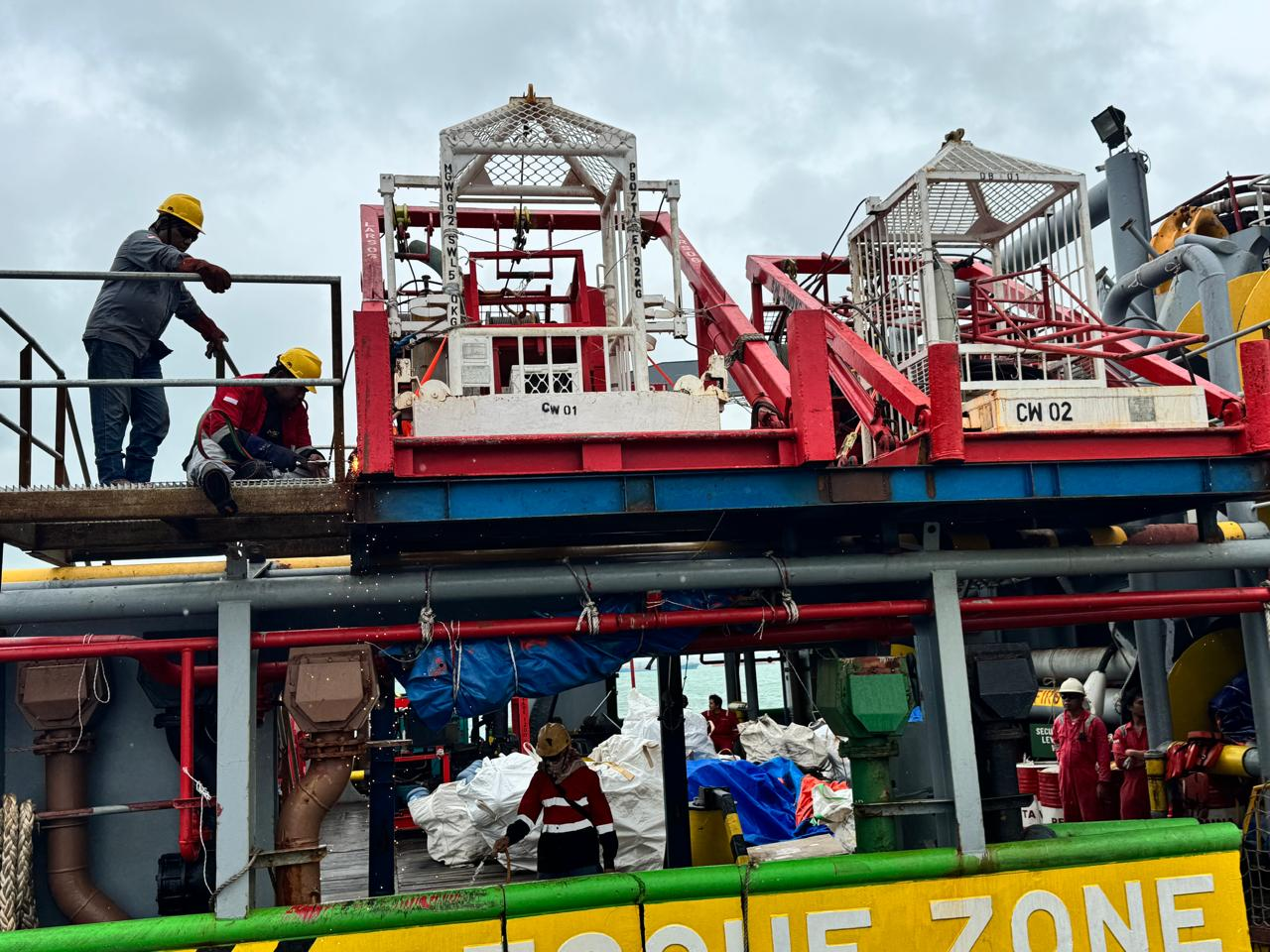 Dokumentasi proyek Fabrication & Installation Mezanine Deck at AHT Etzomer 1601 - gambar 1